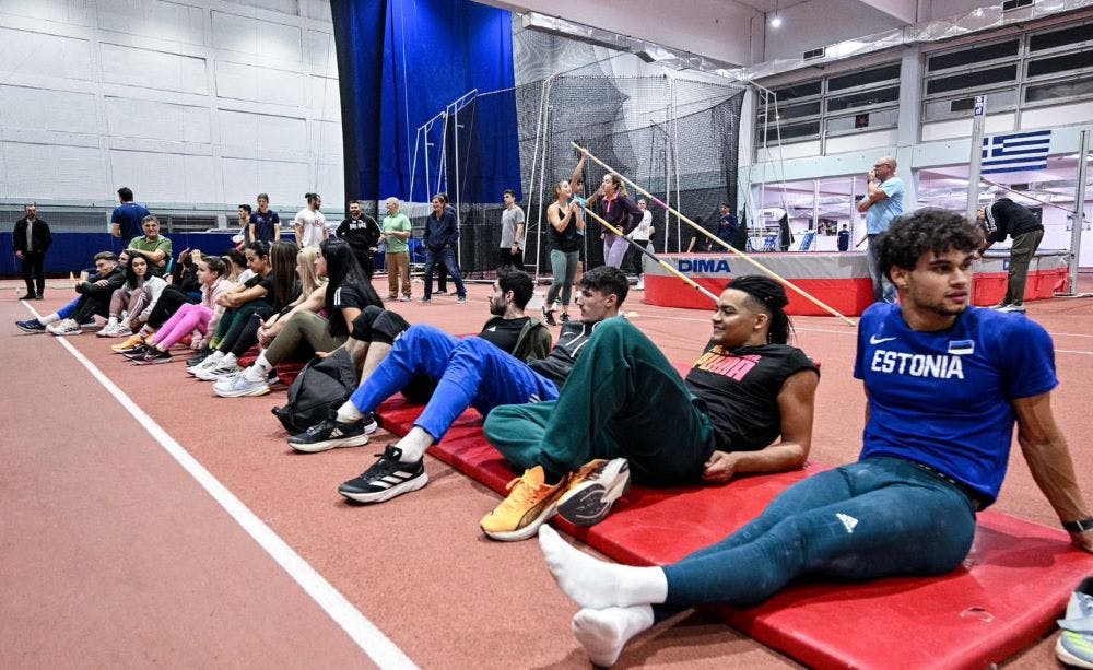 Γιορτινή ατμόσφαιρα σε ΟΑΚΑ και Άγιο Κοσμά-pics runbeat.gr